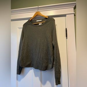 Washable Cashmere Sweater Size Medium/Large Moss Green NWT